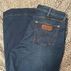 Wrangler Women's Indigo Boot Cut Jeans